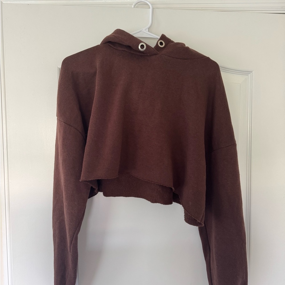PrettyLittleThing Brown Cropped Hoodie
